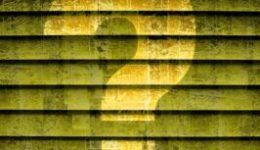 Image of a question mark for an article about What is a Reverse Auction? Why Do Buyers Like Them?