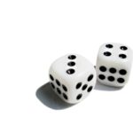 Image of a pair of dice for an article about methods for managing procurement risks.